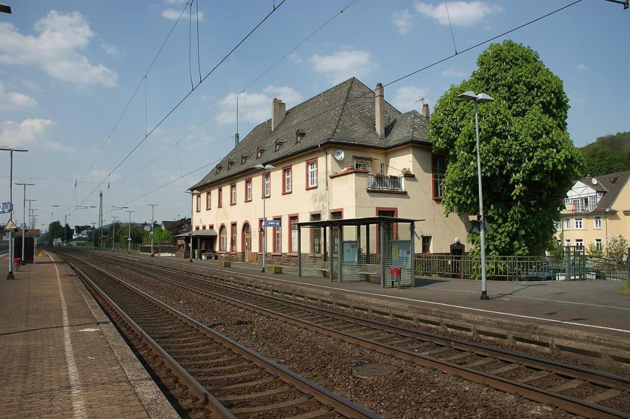 Ferienwohnung Neli Am Rhein Rheinbrohl Zewnętrze zdjęcie