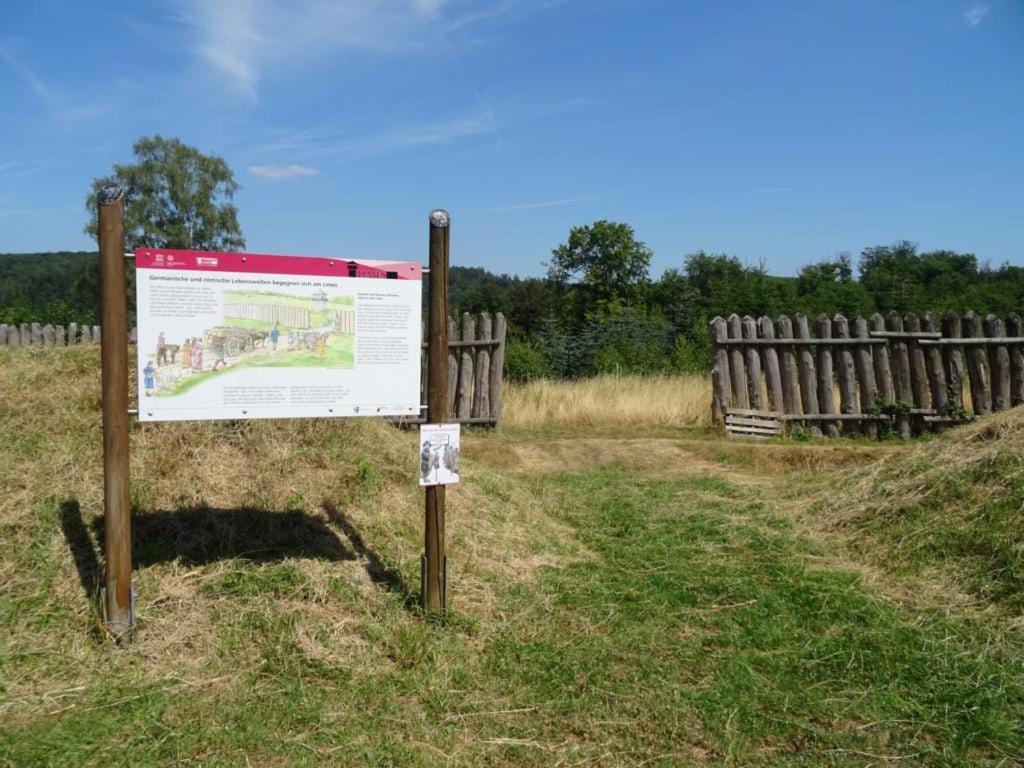Ferienwohnung Neli Am Rhein Rheinbrohl Zewnętrze zdjęcie
